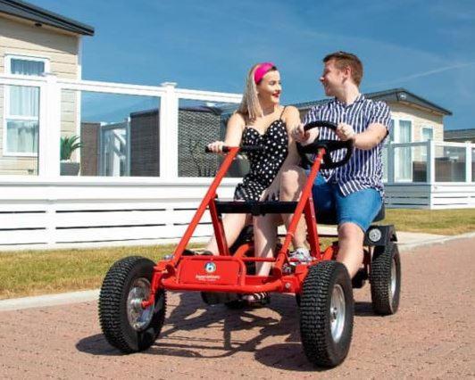 Memories Made Hotel Selsey Bagian luar foto